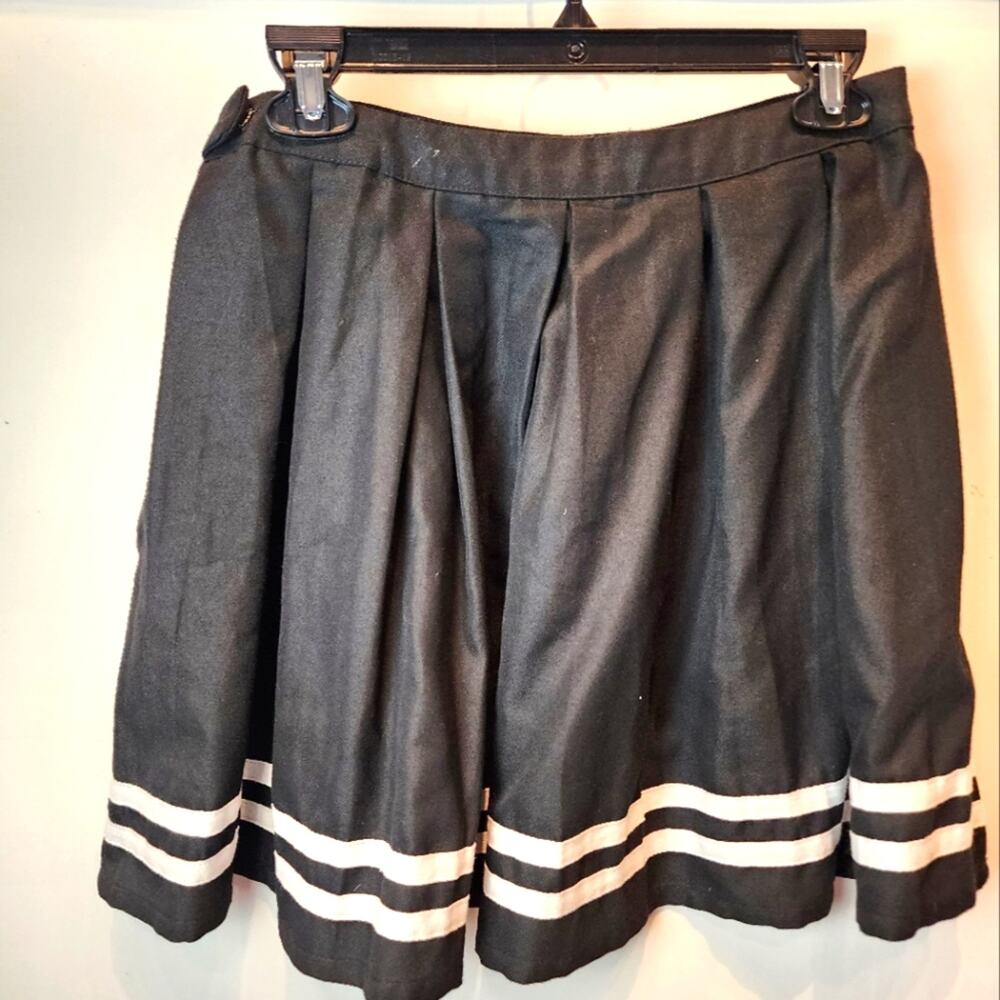 Hot Topic Black‎ School Girl Pleated Skirt M